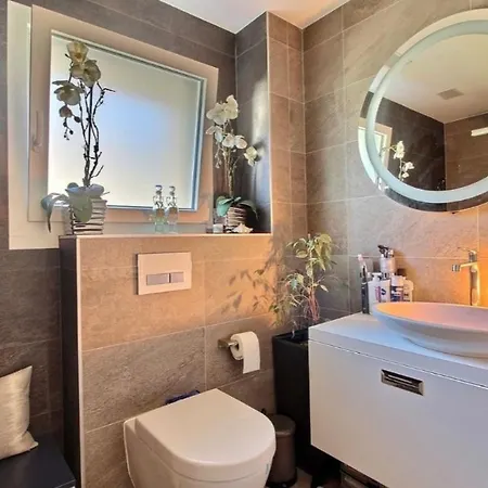 Lux Riviera *